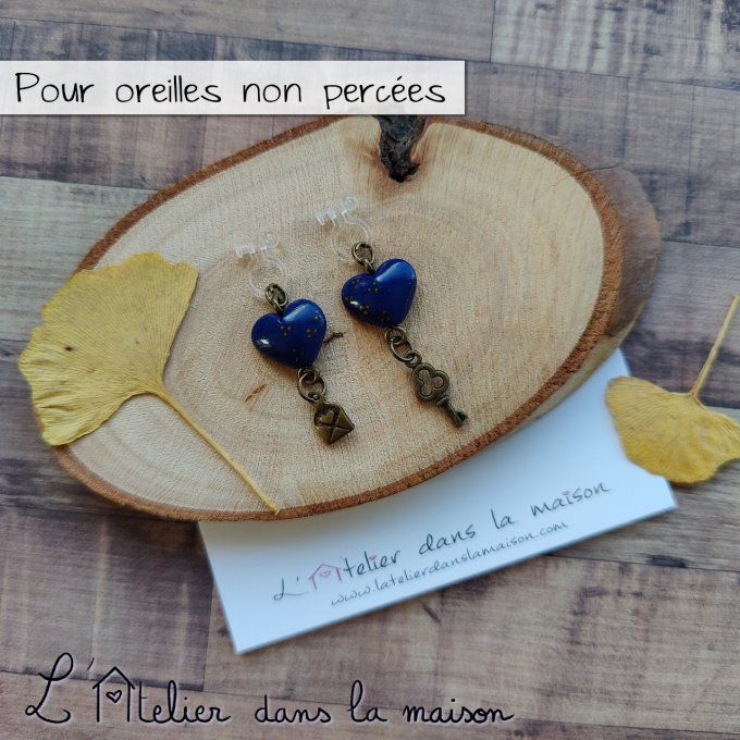 Boucles d'oreilles sans perçage  coeurs bleus et bronze