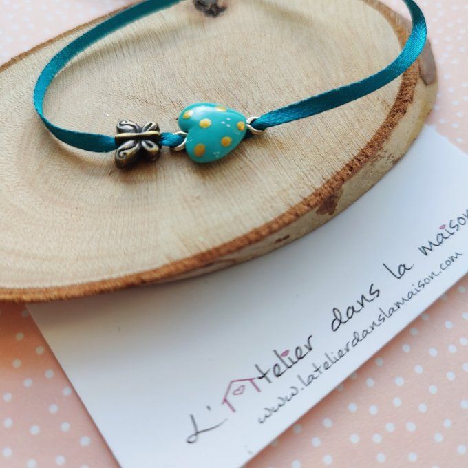 Bracelet petit coeur turquoise et papillon