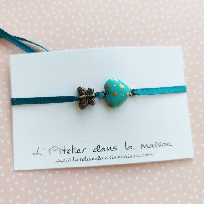 Bracelet petit coeur turquoise et papillon