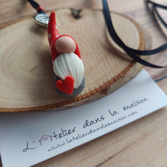 Collier gnome de noël rouge et blanc