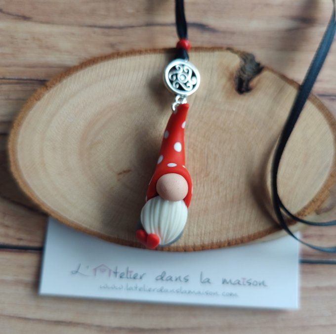 collier gnome lutin rouge blanc