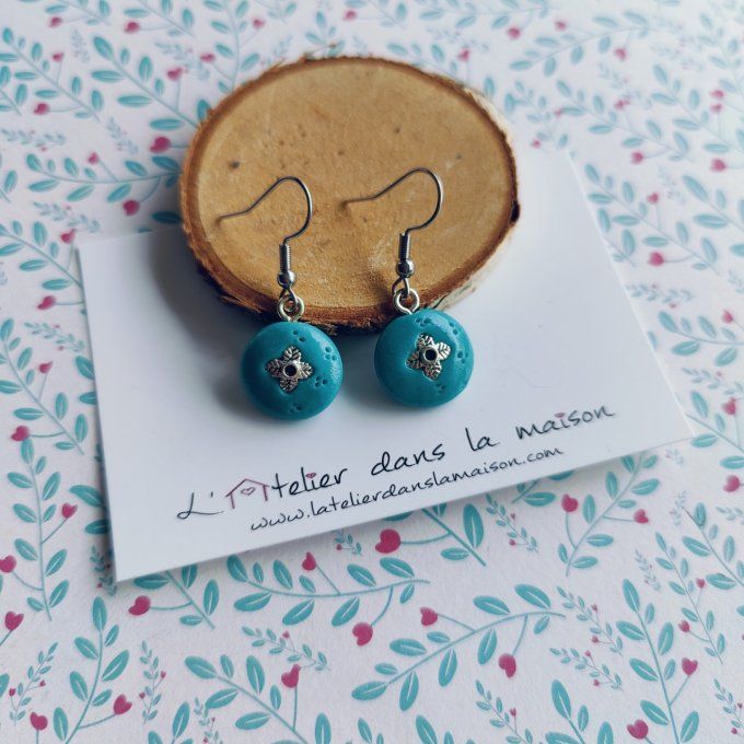 boucles rondes turquoises